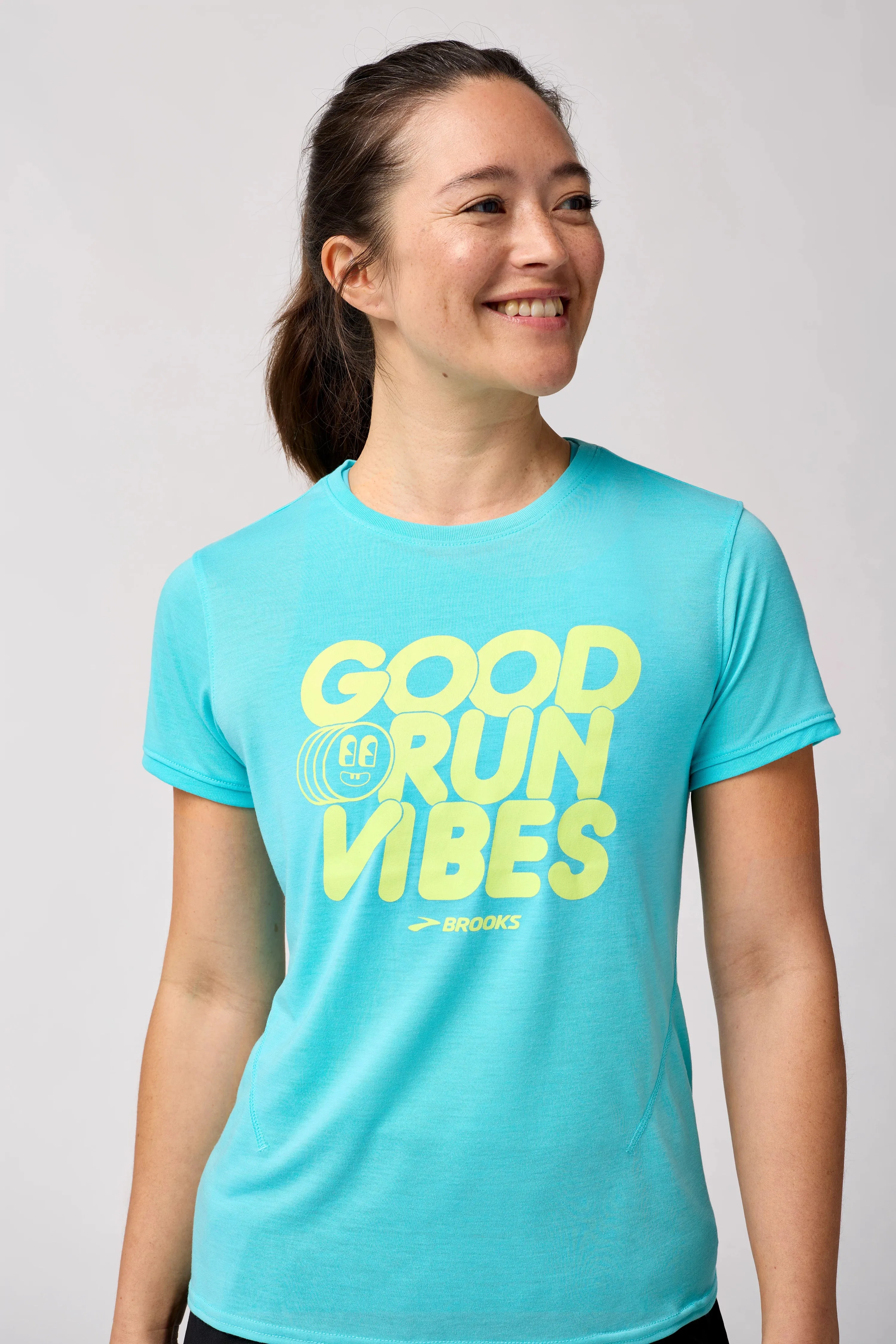 Brooks | Distance Short Sleeve 3.0 | Women's | Strobe Blue/Good Run Vibes