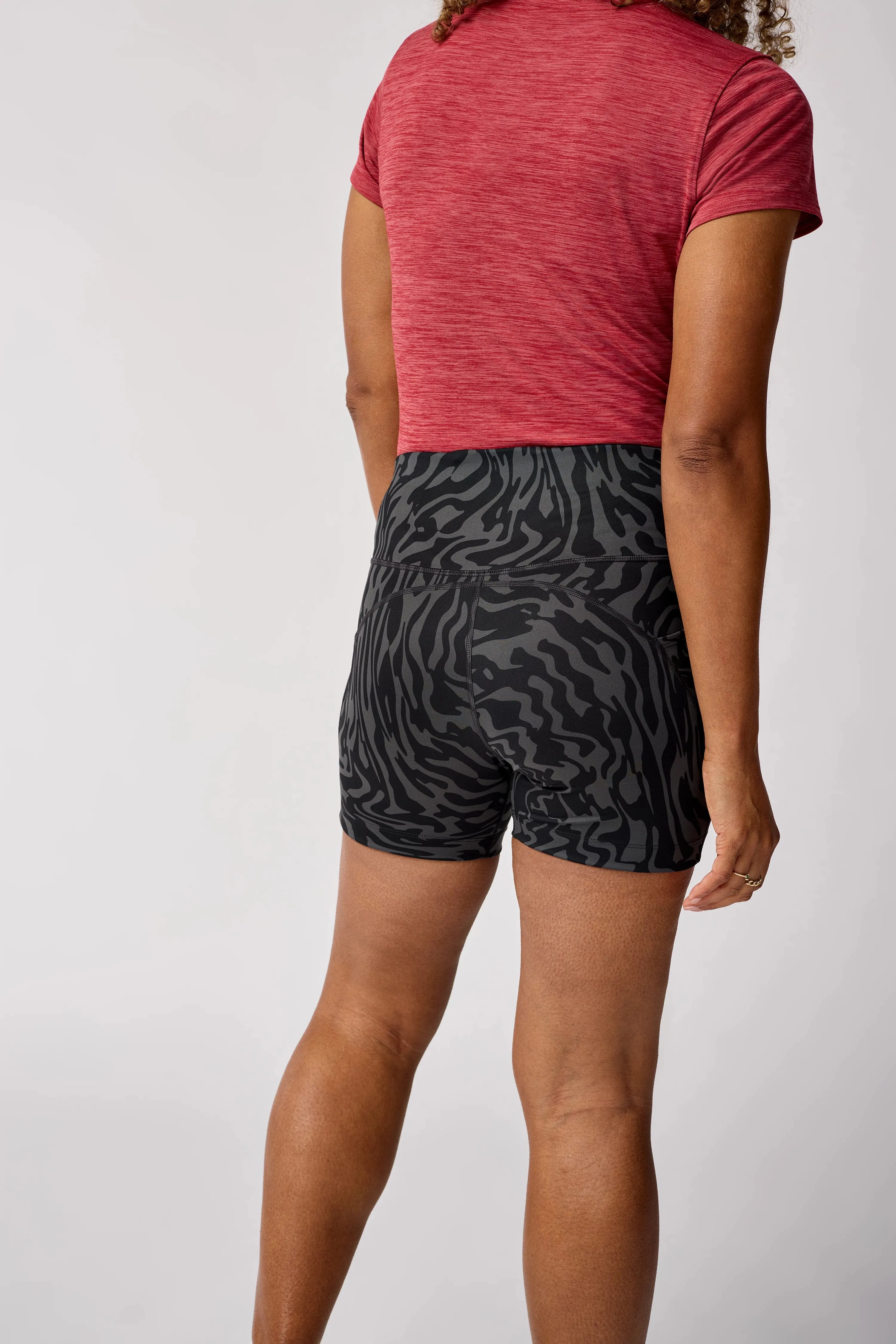 Brooks | Spark 5" Short Tight | Women's | Obsidian Speedscape