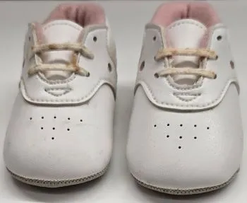 Rickia -- Infant's Sneaker with Soft Sole -- White/Pink
